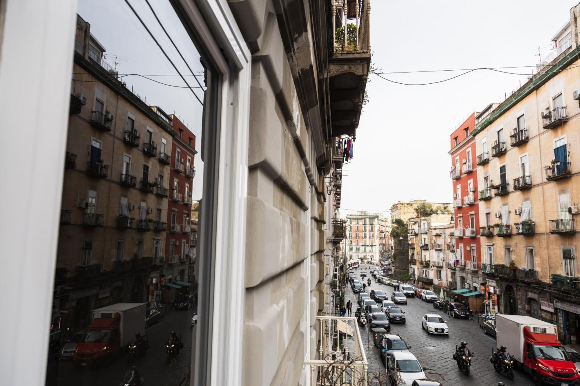 I Leoni Di Rosaroll Bed & Breakfast Napoli Dış mekan fotoğraf