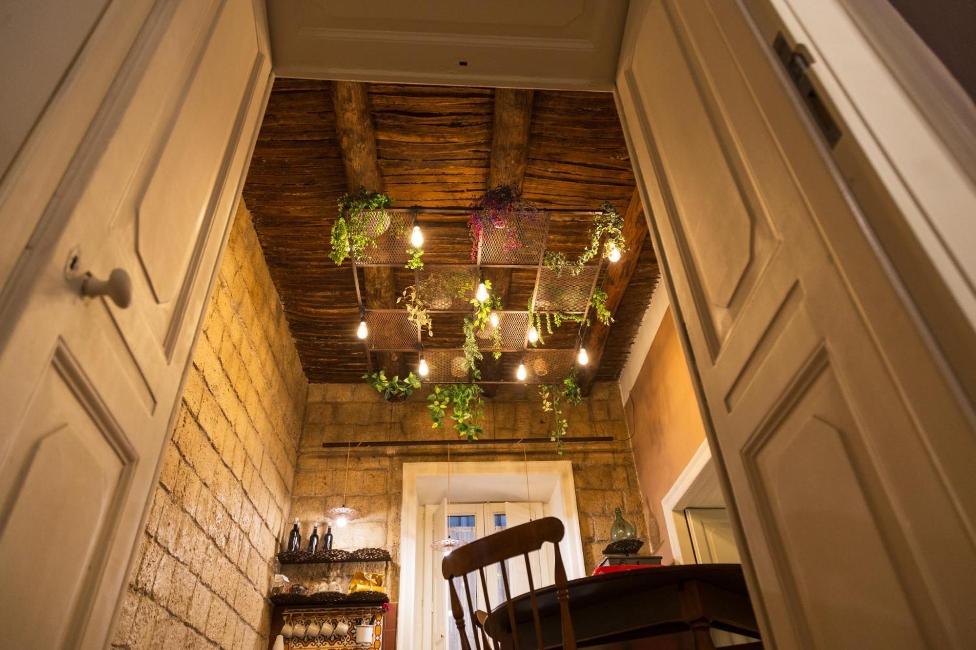 I Leoni Di Rosaroll Bed & Breakfast Napoli Dış mekan fotoğraf