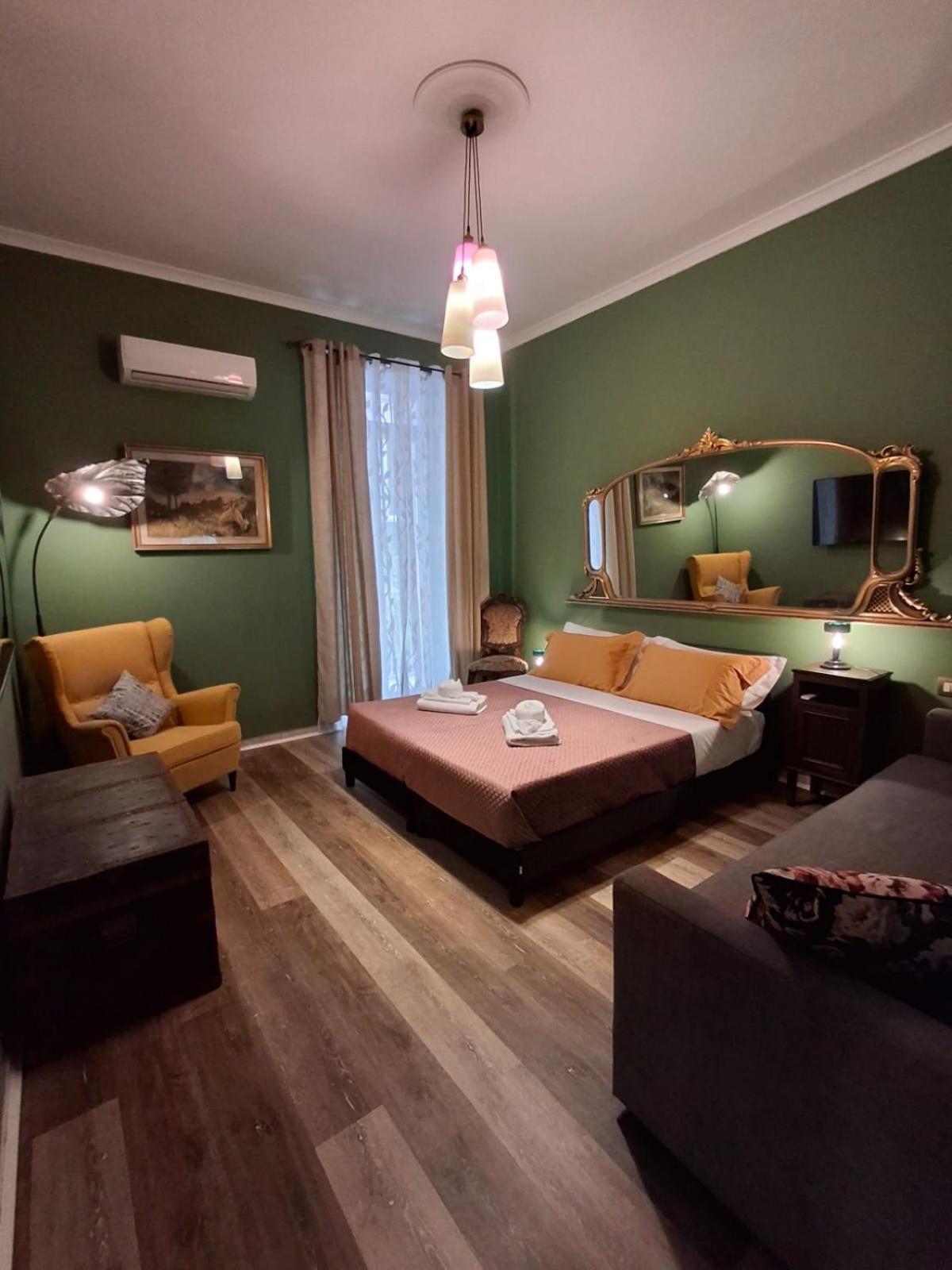 I Leoni Di Rosaroll Bed & Breakfast Napoli Dış mekan fotoğraf
